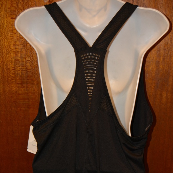 Women's Performance Tank-Black. NEW. - Picture 2 of 8